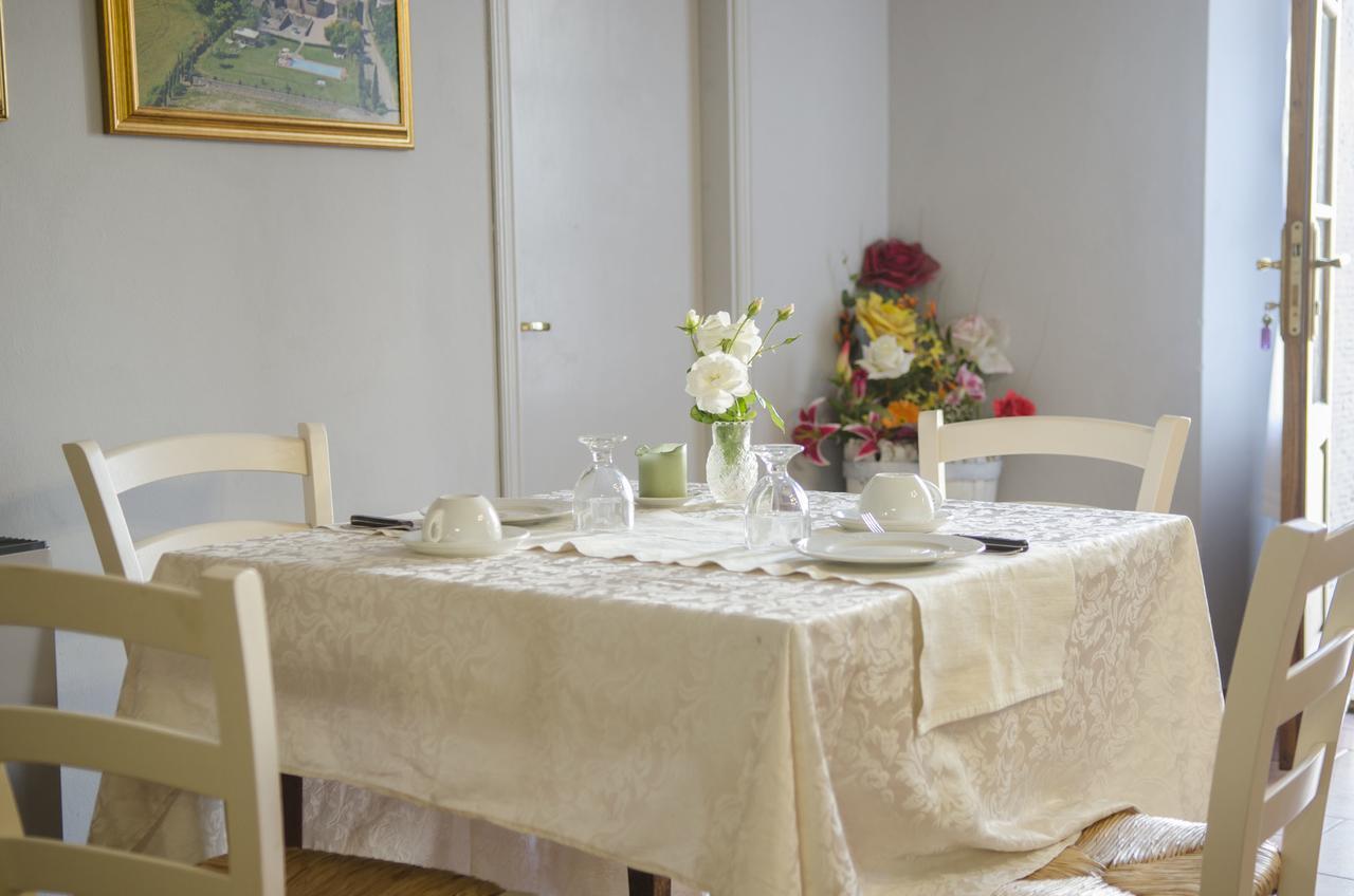 Fattoria Le Giare Agriturismo Кортона Екстериор снимка